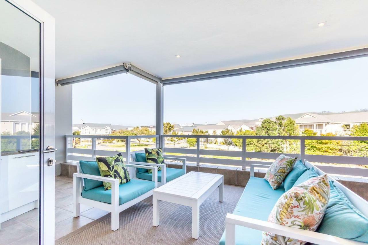 Trendy Get-Away On The Canals, Thesen Islands Knysna Exterior photo